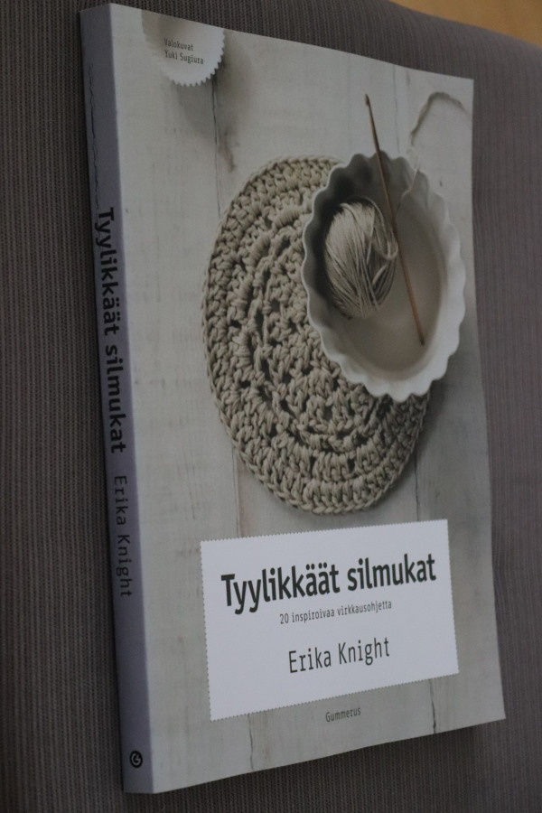 Erika Knight : Tyylikkäät silmukat ( 1.p. 2013 )