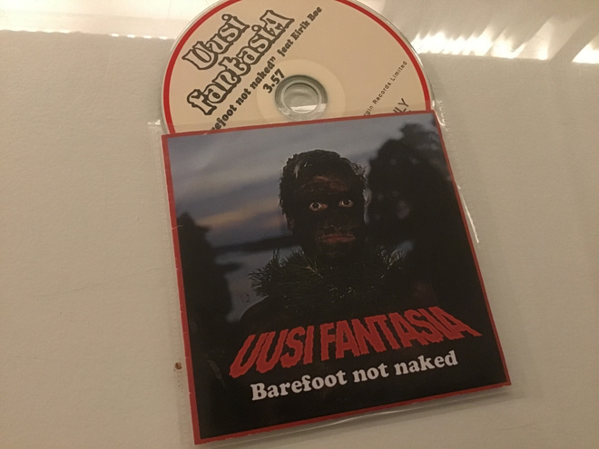 Uusi Fantasia . Barefoot not naked CDS single