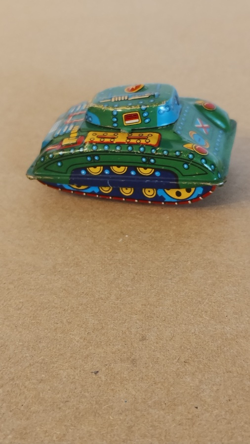Peltilelu PANSSARIVAUNU Japan