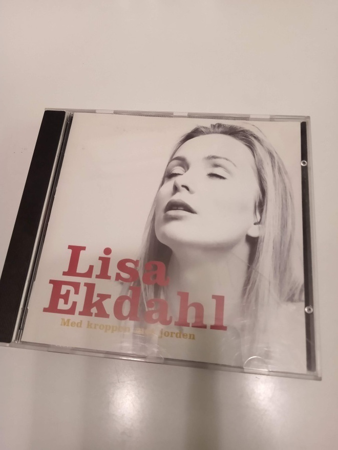 CD CD LISA EKDAHL - Med Kroppen Met Jorden (Sis.postikulut )