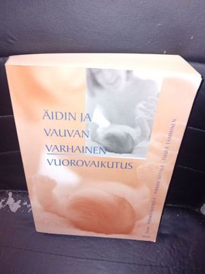 Niemelä : Äidin ja vauvan varhainen vuorovaikutus  ( SIS POS