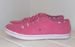 38 - Tommy Hilfiger pinkit tennarit * UUDET
