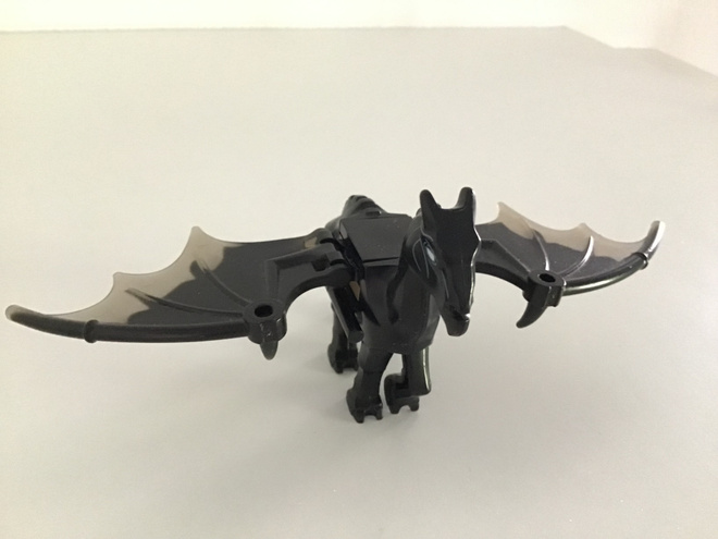 Lego luurankohevonen siivillä thestral02