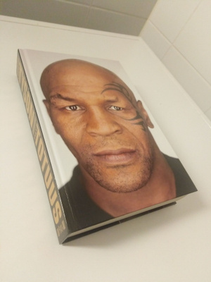 Mike Tyson - Larry Sloman: Tyly totuus