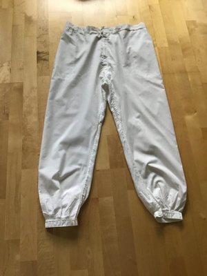 Valkoiset housut 90-luvulta ( koko arviolta 42 )