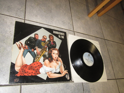 HURRIGANES 10 / 80 ( hyväkuntoinen vinyyli ) v 1980