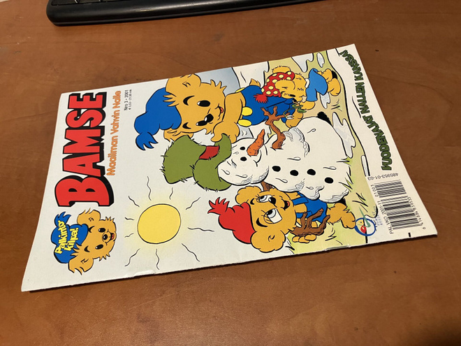 MAAILMAN VAHVIN NALLE 3/2001 HYVÄ