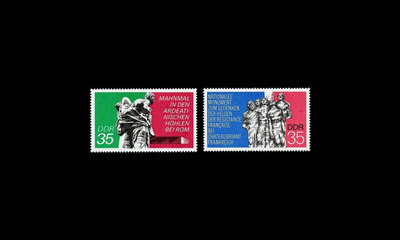 DDR 1981-2 ** Muistomerkkejä (1974)