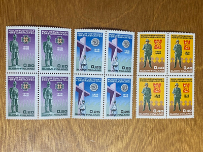 PUOLUSTUSVOIMAT 50 VUOTTA SARJA NELIÖT**