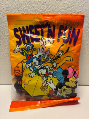 Avaamaton vanha Nestle Disney makeispakkaus