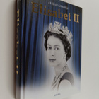 Antonio Caprarica : Elisabet II - pikkukuva 1