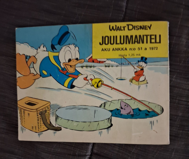 AKU ANKKA JOULUMANTELI No 51 1972