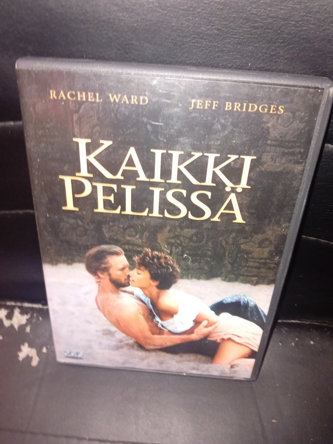 DVD Kaikki pelissä ( SIS POSTIKULU )