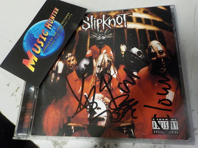 SLIPKNOT - S/T CD NELJÄLLÄ NIMMARILLA