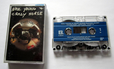 NEIL YOUNG Ragged Glory C-KASETTI