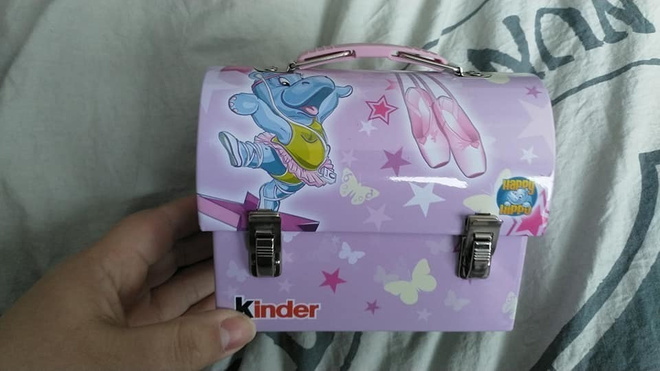 Kinder metallisalkku
