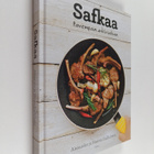 Hanna Gullichsen ym. : Safkaa : parempaa arkiruokaa (sign... - pikkukuva 1