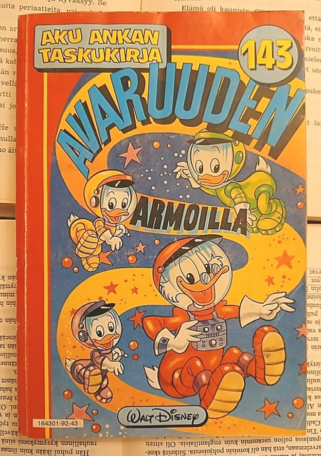 Aku Ankan taskukirja 143: Avaruuden armoilla