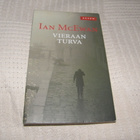 Ian McEwan Vieraan turva -pok - pikkukuva 1