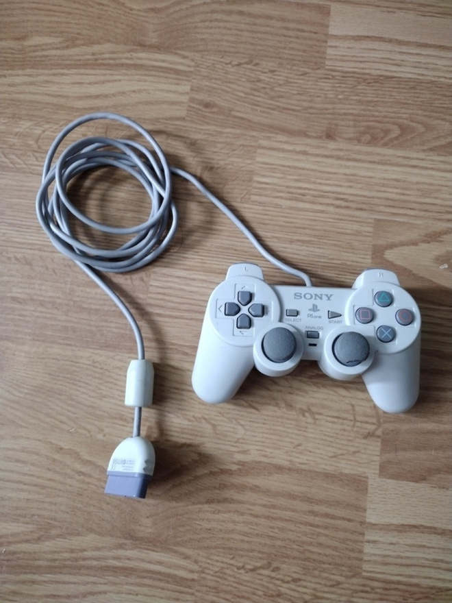 Playstation PS One ohjain