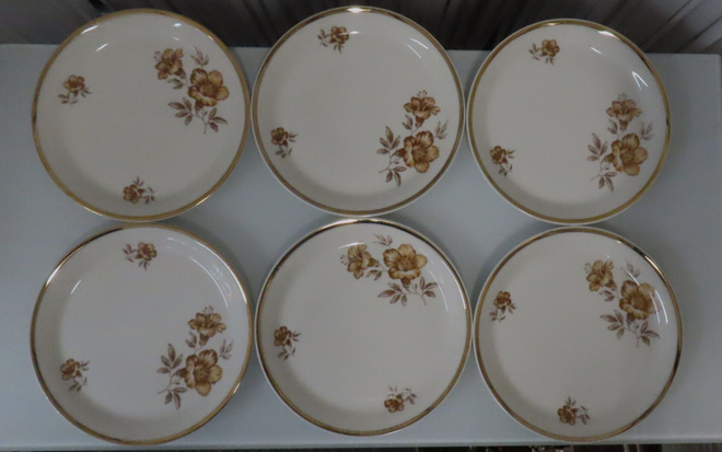 Kakku leipälautaset Myrna kpl € 9,00 +