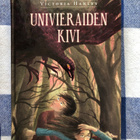 Hanley: Univieraiden kivi. 2006. 1.p. - pikkukuva 1