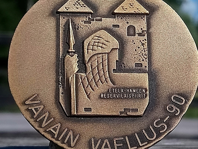 Pronssivärinen Upseeri merkki. Halkaisija - 55 mm. Valmistaj
