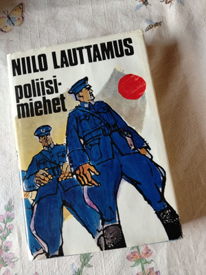 niilo lauttamus poliisimiehet