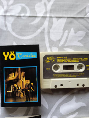 C- KASETTI: YÖ : VARIETEE