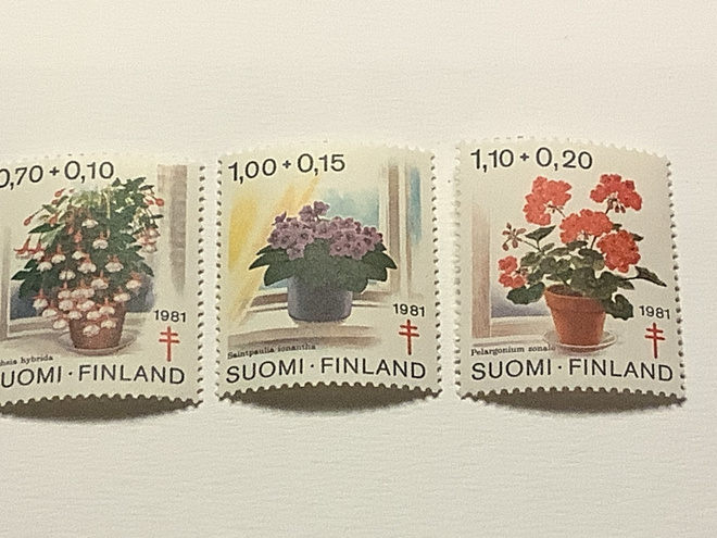 883-885/ 1981 TUB Sarja Kukkia ** postituore