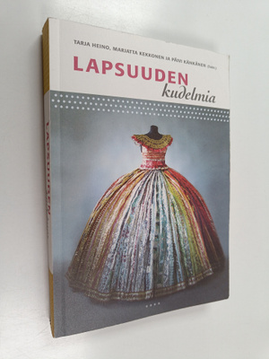 Tarja Heino : Lapsuuden kudelmia