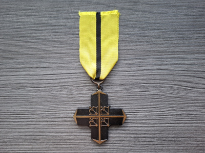 2. Divisioonan muistoristi