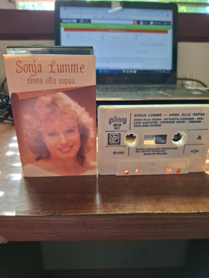Sonja Lumme - Anna Olla Vapaa