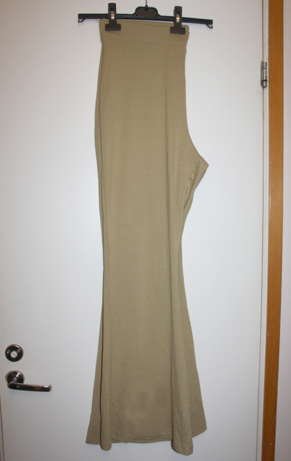 Housut Monki XL UUSI joustaa kameli beige