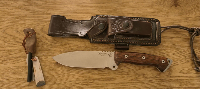 Veitsipaketti(J&V, Wood Jewel)