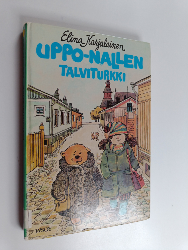 Elina Karjalainen : Uppo-Nallen talviturkki
