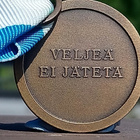 Sotaveteraani merkki. Soljella XXV. Halkaisija - 30 mm. - pikkukuva 2