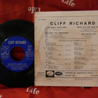 Cliff Richard – Why Don't They Understand? Ep Spain 1965 - pikkukuva 2