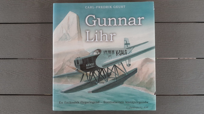 Gunnar Lihr: Suomalainen Lentäjälegenda (Geust 2012)