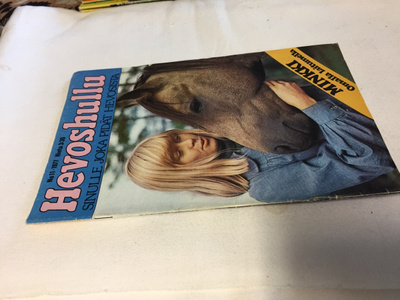 HEVOSHULLU 11/1977 HYVÄ