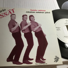 Trio Ässät Salattu rakkaus nm single ps 1992 Oodi - pikkukuva 1