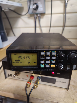 ICOM IC-R100