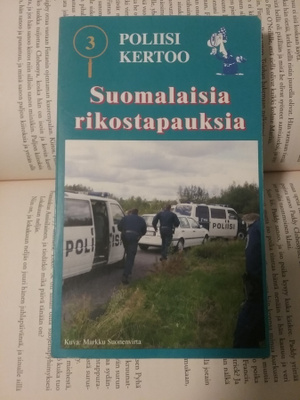 Poliisi kertoo: Suomalaisia rikostapauksia 3 (pokkari)