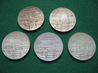 5 kpl 10 mk hopea juhlaraha Itsenäisyys 50 v. - 1967
