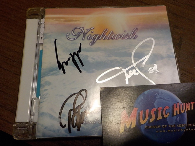 NIGHTWISH OVER THE HILLS... TARJA, EMPPU +TUOMAS NIMMAREILLA