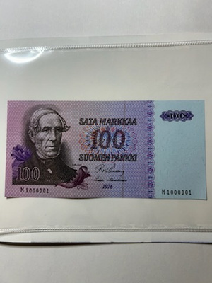 100 MARKKAA 1976 SRJNRO M1000001