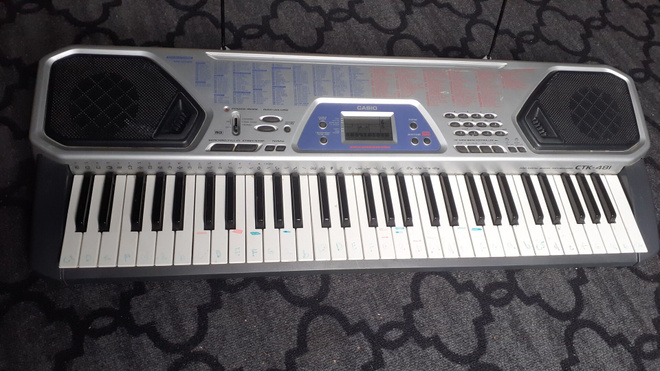 Casio CTK-481 koskettimet kosketinsoitin
