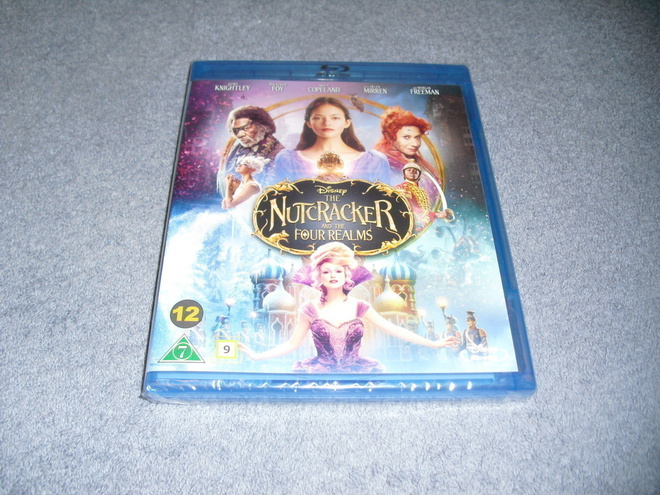 PÄHKINÄNSÄRKIJÄ JA ... (Keira Knightley) BD, UUSI***