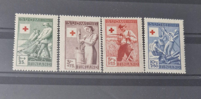 1946 PUNAINEN RISTI SARJA **, LAPE 307-310