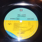 LP Neil Young : Unplugged ( SIS POSTIKULU ) - pikkukuva 3